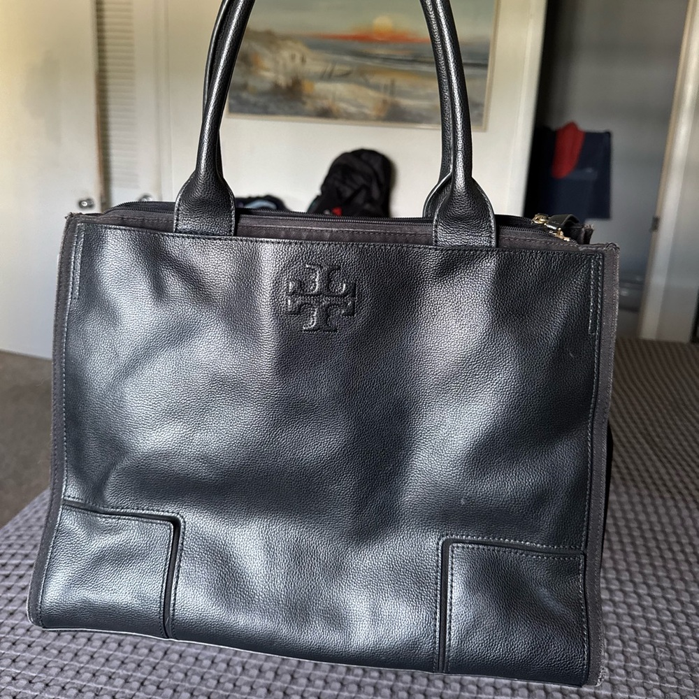 Tory Burch Black Leather Handbag